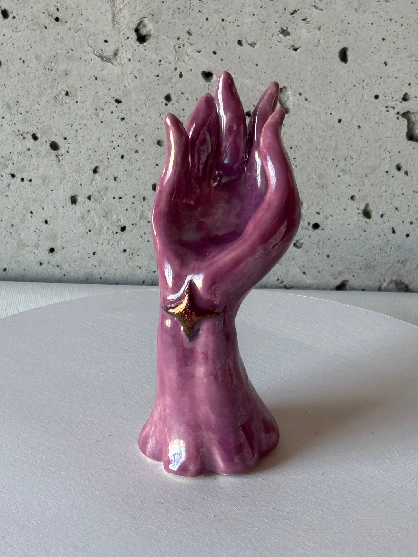 "flower's hand"