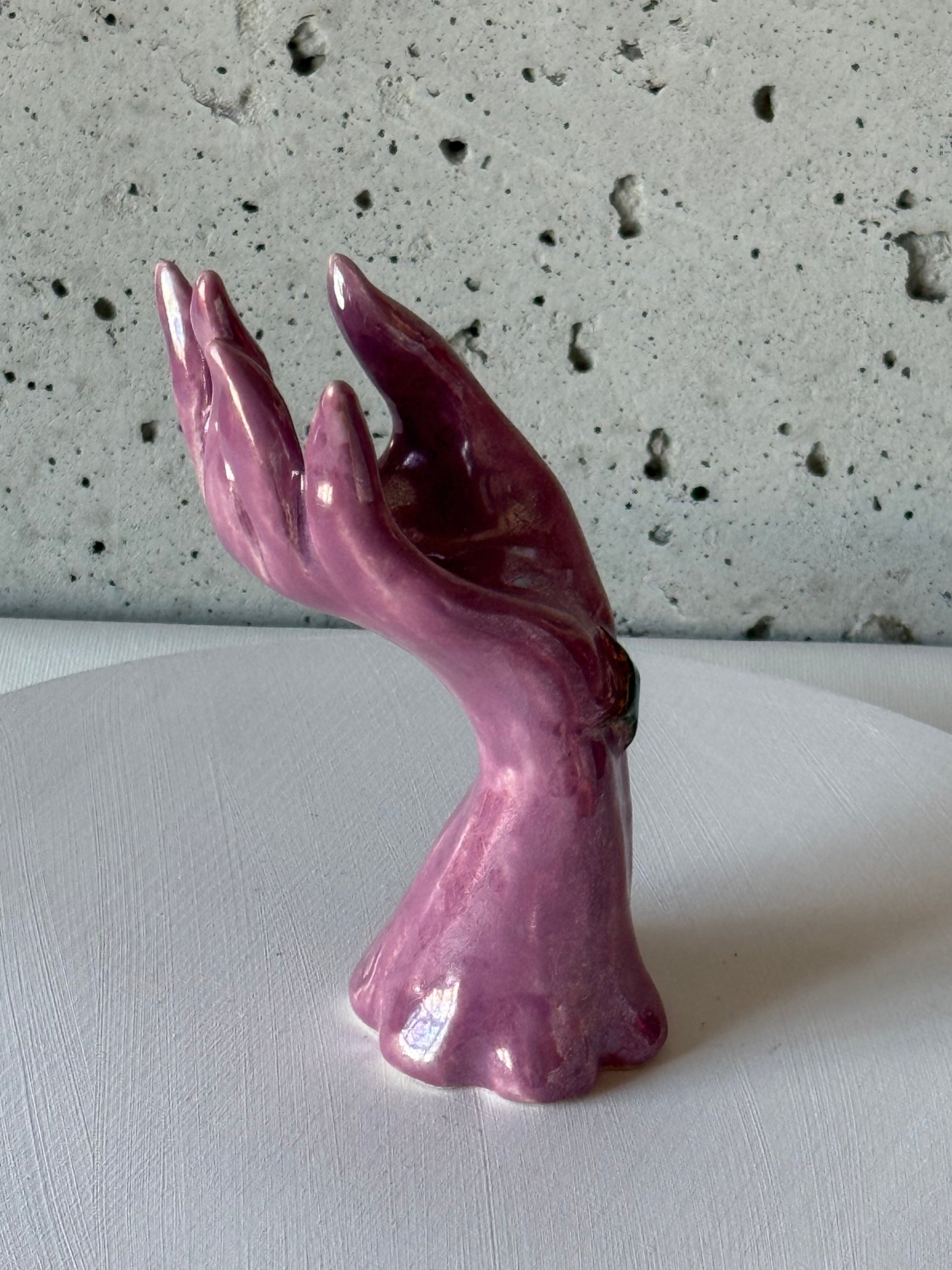 "flower's hand"