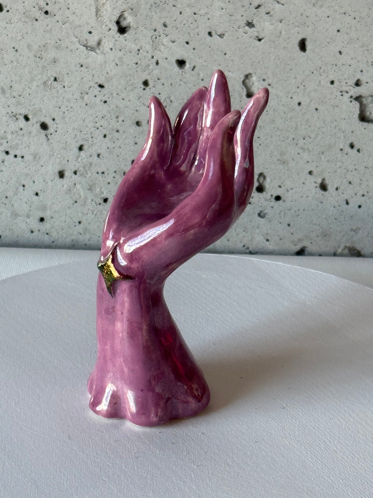 "flower's hand"